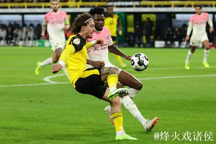 德国杯：马扎关键进球 勒沃库森一球小胜多特蒙德晋级